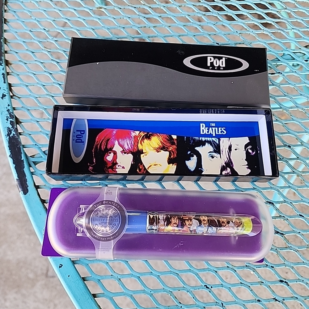 New Limited Edition Collectible Pod Pen - The Beatles Sergeant Pepper